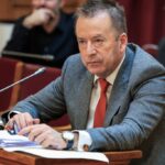 Βασίλης Κόκκαλης: Παραιτήθηκε από βουλευτής του ΣΥΡΙΖΑ