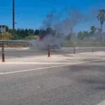 Πατρών-Πύργου: Αυτοκίνητο παραδόθηκε στις φλόγες