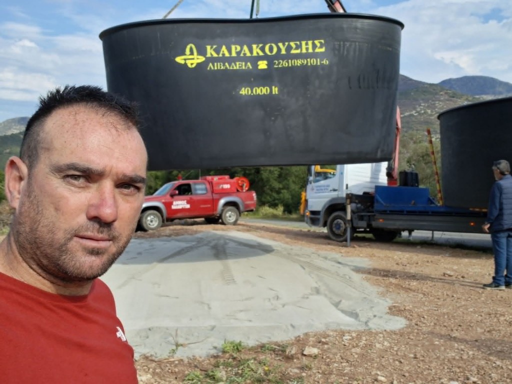 Καλάβρυτα: Αντιπυρική προστασία με νέες δεξαμενές νερού για ελικόπτερα ΦΩΤΟ 2 Καλάβρυτα: Αντιπυρική προστασία με νέες δεξαμενές νερού για ελικόπτερα ΦΩΤΟ