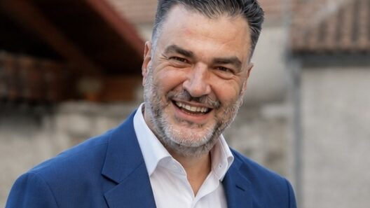 «Η Περιφέρεια οφείλει να διασφαλίσει κάθε ευρώ» 12 Σκιάδες στην Περιφέρεια