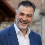 «Η Περιφέρεια δεν μπορεί να λειτουργεί ως προθάλαμος κομματικών καριερών»