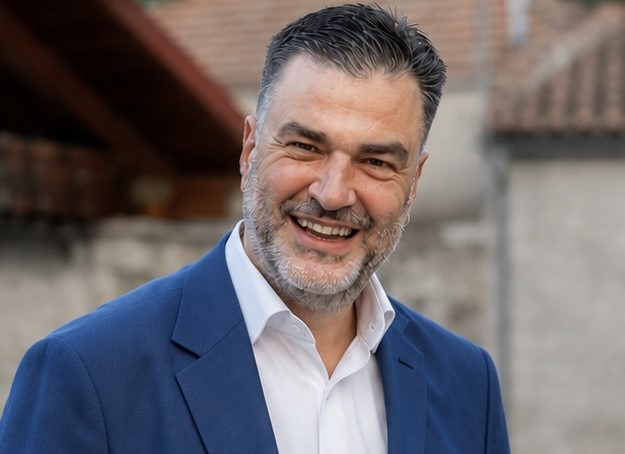 «Η Περιφέρεια δεν μπορεί να λειτουργεί ως προθάλαμος κομματικών καριερών» 1 «Η Περιφέρεια δεν μπορεί να λειτουργεί ως προθάλαμος κομματικών καριερών»