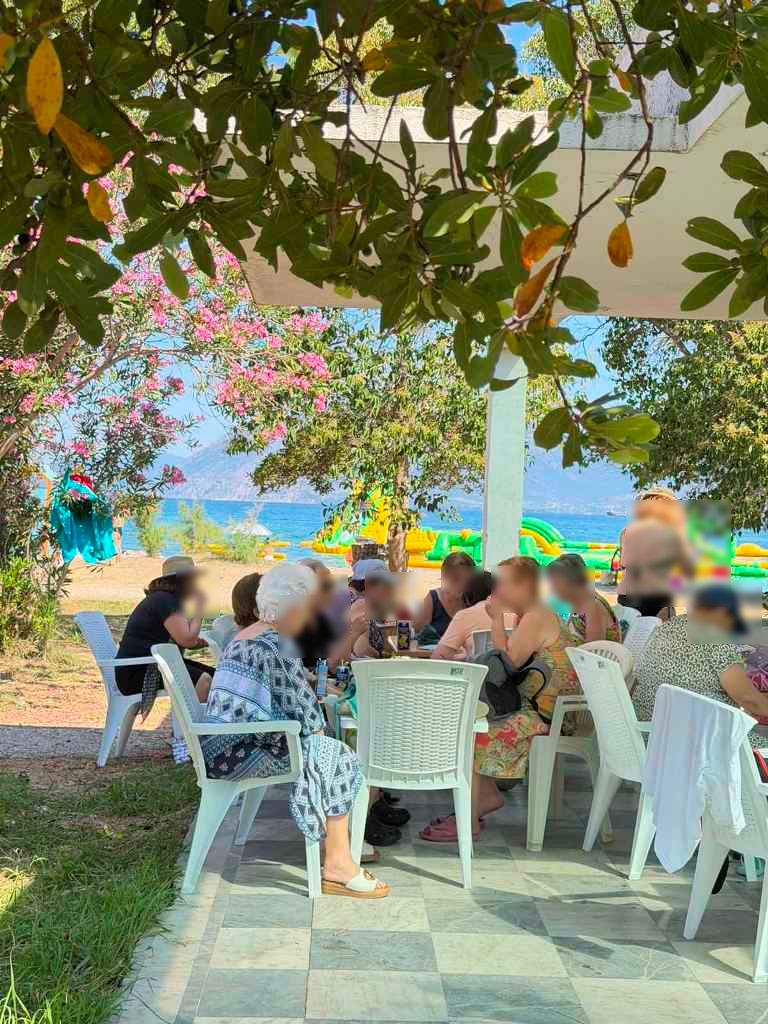 Σε λειτουργία το Θερινό Στέκι μελών ΚΑΠΗ του Δήμου Πατρέων ΦΩΤΟ