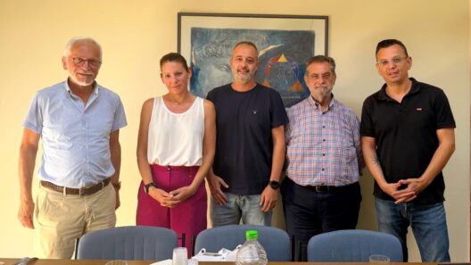 Πάτρα: Κλιμάκιο του ΣΥΡΙΖΑ Αχαΐας στο Οικονομικό Επιμελητήριο για την κατάσταση στην αγορά 12 Κλιμάκιο του ΣΥΡΙΖΑ