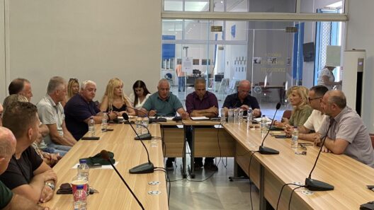 Αιγιάλεια: Αίτημα για κήρυξη "έκτακτης ανάγκης" σε Συμπολιτεία και Ερινεό μετά την καταστροφική πυρκαγιά 13 Αιγιάλεια: Αίτημα για κήρυξη "έκτακτης ανάγκης" σε Συμπολιτεία και Ερινεό μετά την καταστροφική πυρκαγιά