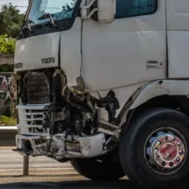 Tροχαίο στην Πρέβεζα: Οκτώ τραυματίες από τη σφοδρή καραμπόλα στην υποθαλάσσια σήραγγα 1 Tροχαίο στην Πρέβεζα: Οκτώ τραυματίες από τη σφοδρή καραμπόλα στην υποθαλάσσια σήραγγα