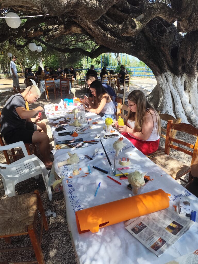 Νέοι από Ελλάδα, Κύπρο και Σερβία στο Camping Κάτω Αλισσός ΦΩΤΟ
