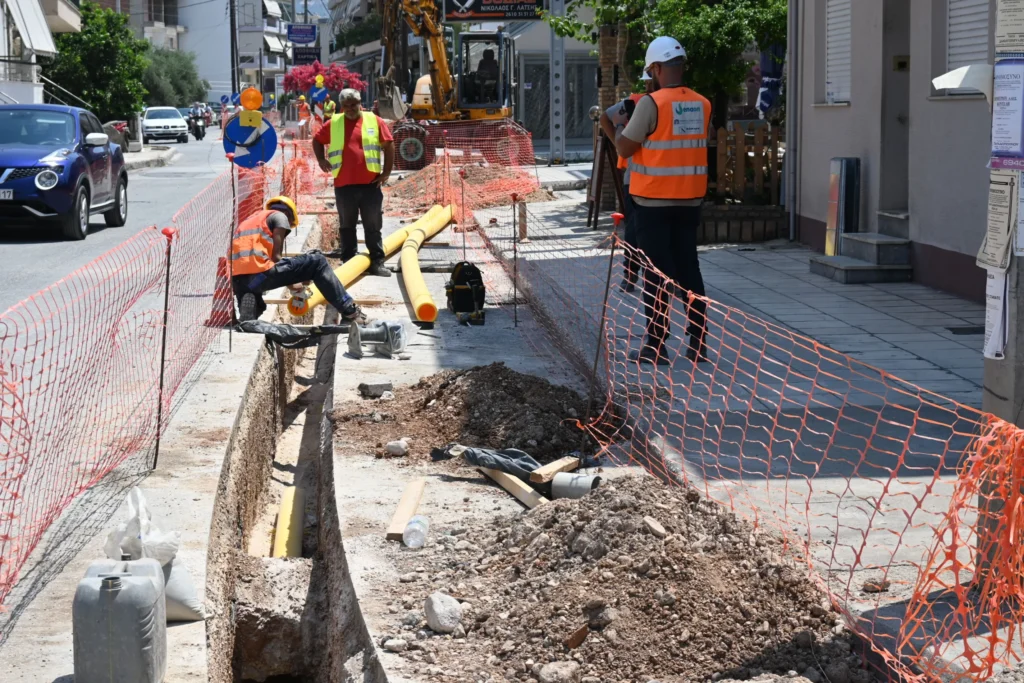 Πάτρα: Επισκευή βλάβης σε αγωγό της ΔΕΥΑΠ