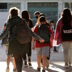 Ρίο: Η οικογένεια μαθήτριας του Γυμνασίου απαντά στον σάλο που προκλήθηκε με απουσίες της, εμπλοκή πολιτικών και υπηρεσιακών