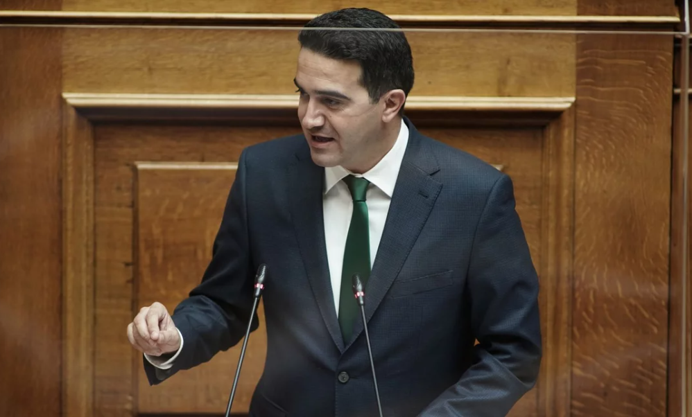 «Χαμηλές συντάξεις, χρέη και συνεχιζόμενη ακρίβεια πίσω από τα κυβερνητικά πλεονάσματα»