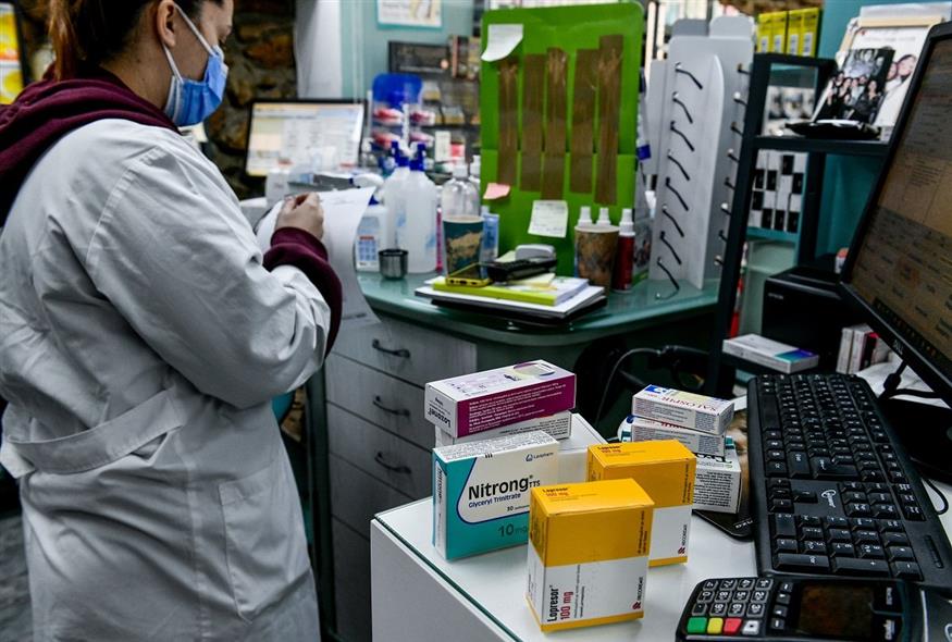 Πάτρα: Πιάστηκαν δύο γυναίκες που έκλεψαν Φαρμακείο