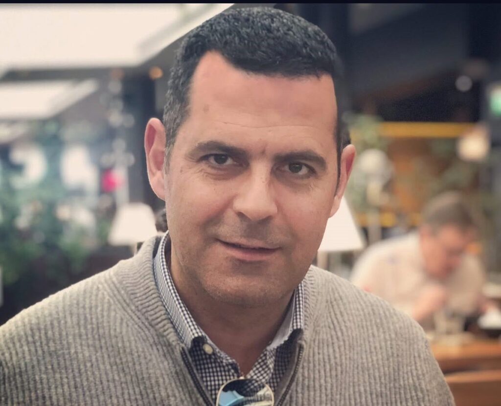 «Μαθήματα κάθαρσης από ανώνυμους συγγραφείς»