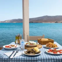 Αχαΐα: Αλλαξε ο χάρτης της καλοκαιρινής εξόδου - Παραλία η Βουνό; - Το «τραπέζι» του Patrapress