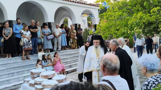 Λαμπρός εσπερινός στον Ψαθόπυργο για την Μεταμόρφωση του Σωτήρος ΦΩΤΟ 22 Λαμπρός εσπέρινός στο Φαίνολο για την Μεταμόρφωση