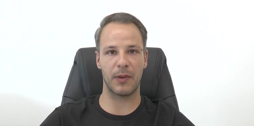 «Η μη επαναφορά του 13ου και 14ου μισθού: μια απόφαση που μονιμοποιεί τη μνημονιακή λιτότητα»