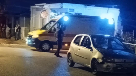 Αγρίνιο: Επίθεση με ρόπαλα και σιδηρολοστούς 11 Αγρίνιο: Επίθεση με ρόπαλα και σιδηρολοστούς