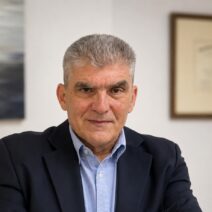 «Παρακαλώ συνεχίστε το χειροκρότημα!» 1 «Παρακαλώ συνεχίστε το χειροκρότημα!»