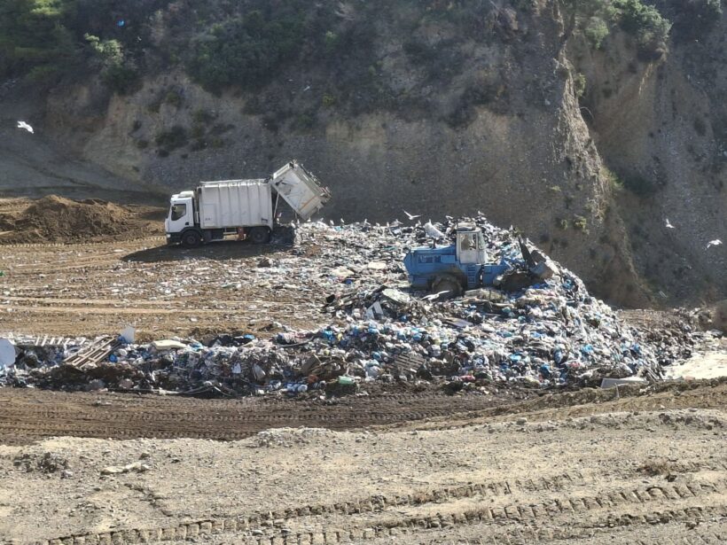 Πάτρα: Νέα τροπή στη λειτουργία του ΧΥΤΑ Ξερόλακκας - Τι αποκαλύπτουν επίσημα έγγραφα 4 Πάτρα: Νέα τροπή στη λειτουργία του ΧΥΤΑ Ξερόλακκας - Τι αποκαλύπτουν επίσημα έγγραφα