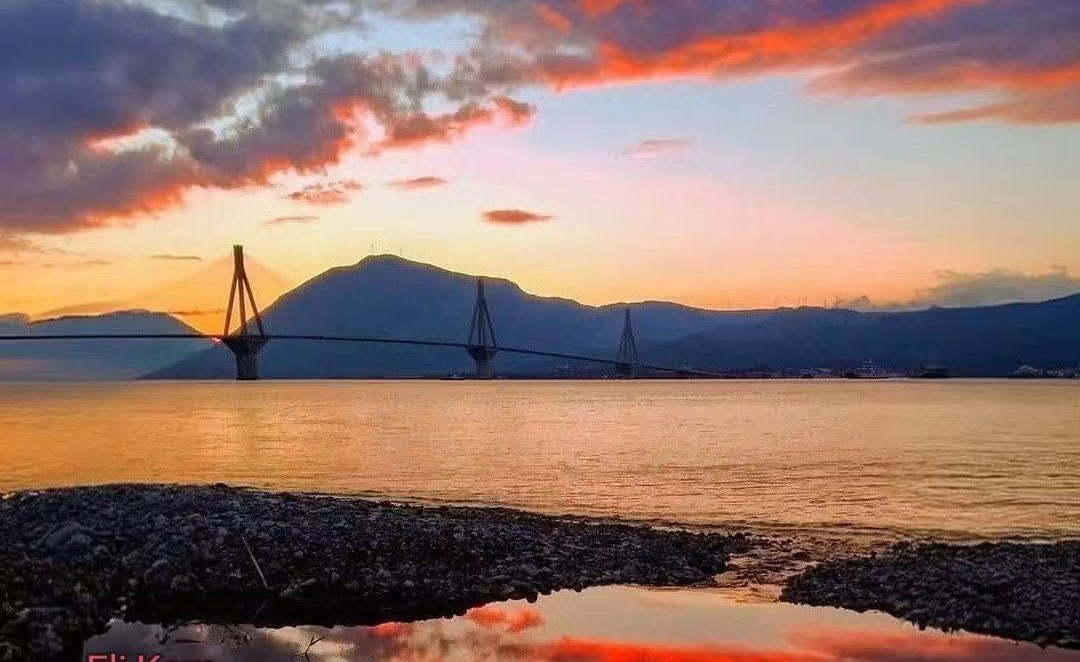 Γέφυρα Ρίου – Αντιρρίου: Το ειδυλλιακό, ασφαλές και διαχρονικό σημείο αναφοράς για εκπληκτικές φωτογραφίες