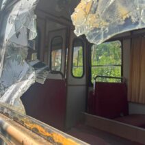 Αχαΐα: Βανδαλισμοί στον Οδοντωτό – Στο έλεος οι ιστορικές αμαξοστοιχίες του Σιδηροδρομικού Σταθμού ΦΩΤΟ