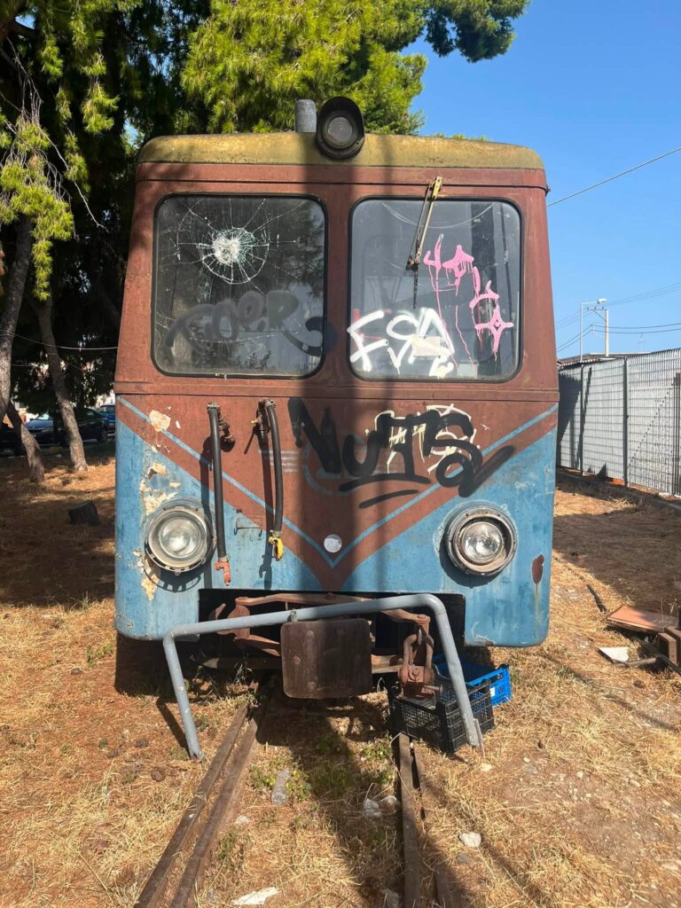 Αχαΐα: Βανδαλισμοί στον Οδοντωτό – Στο έλεος οι ιστορικές αμαξοστοιχίες του Σιδηροδρομικού Σταθμού Διακοπτού ΦΩΤΟ 12 Αχαΐα: Βανδαλισμοί στον Οδοντωτό – Στο έλεος οι ιστορικές αμαξοστοιχίες του Σιδηροδρομικού Σταθμού Διακοπτού ΦΩΤΟ