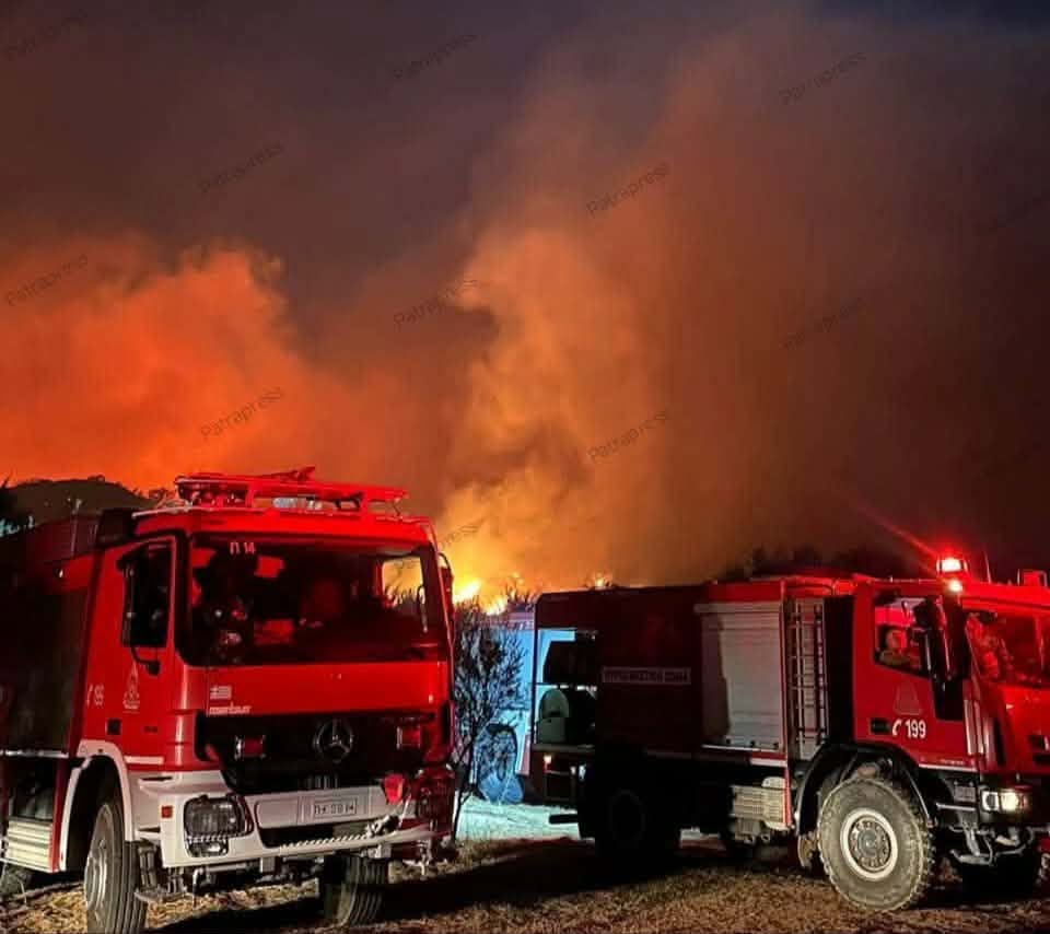 Αχαΐα: Υπό «έλεγχο» αλλά με επικίνδυνες αναζοπυρώσεις η φωτιά στην Αιγιάλεια - Απετράπησαν τα χειρότερα - Η «μάχη» μέρα νύxτα στο Patrapress BINTEO-ΦΩΤΟ