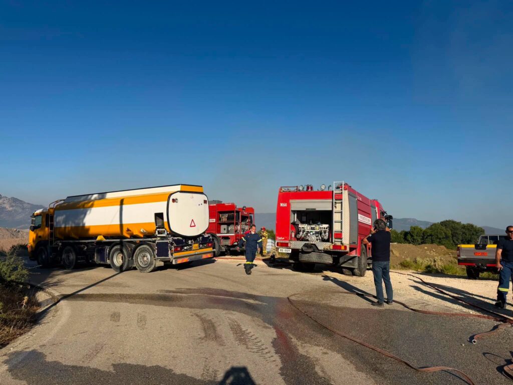 Αιγιάλεια: Στάχτη 7.000 στρέμματα - Κάηκαν δάση και καλλιέργειες - Χωρίς ενεργό μέτωπο - Αξιωματικός της ΠΥ στο Patrapress «Ήταν περίεργη φωτιά» - ΦΩΤΟΡΕΠΟΡΤΑΖ