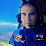 «Υπάρχουν άνθρωποι που, την ώρα που όλοι αναζητούν ασφαλή απόσταση, επιλέγουν να πλησιάσουν»