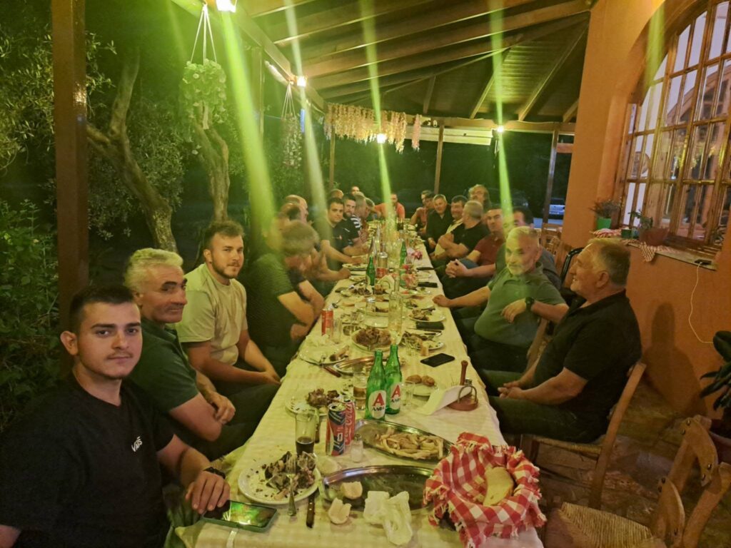 Ο Αγροτικός Συνεταιρισμός Καλαβρύτων με παραγωγούς σε Κούμανη και Φολόη παρουσία Σατολιά ΦΩΤΟ 6 Ο Αγροτικός Συνεταιρισμός Καλαβρύτων με παραγωγούς σε Κούμανη και Φολόη παρουσία Σατολιά ΦΩΤΟ
