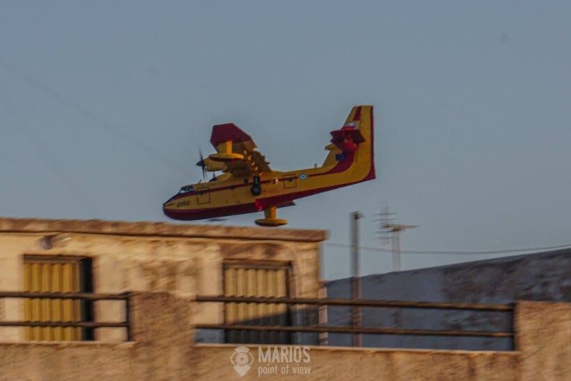 Αιγιάλεια: «Ξυρίζουν» ταράτσες τα Καναντέρ στη μάχη για το πύρινο μέτωπο - Υπεράνθρωπος αγώνας από τους πιλότους ΒΙΝΤΕΟ-ΦΩΤΟ 3 Αιγιάλεια: «Ξυρίζουν» ταράτσες τα Καναντέρ στη μάχη για το πύρινο μέτωπο - Υπεράνθρωπος αγώνας από τους πιλότους ΒΙΝΤΕΟ-ΦΩΤΟ