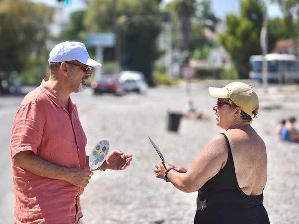 Ο Χαράλαμπος Μπονάνος σε δράση με τον Ελληνικό Ερυθρό Σταυρό ΦΩΤΟ