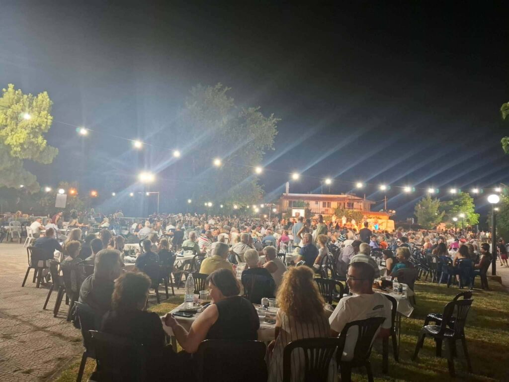 «Στης Βούρας τα πατήματα» το Χορευτικό Εργαστήρι Αιγίου