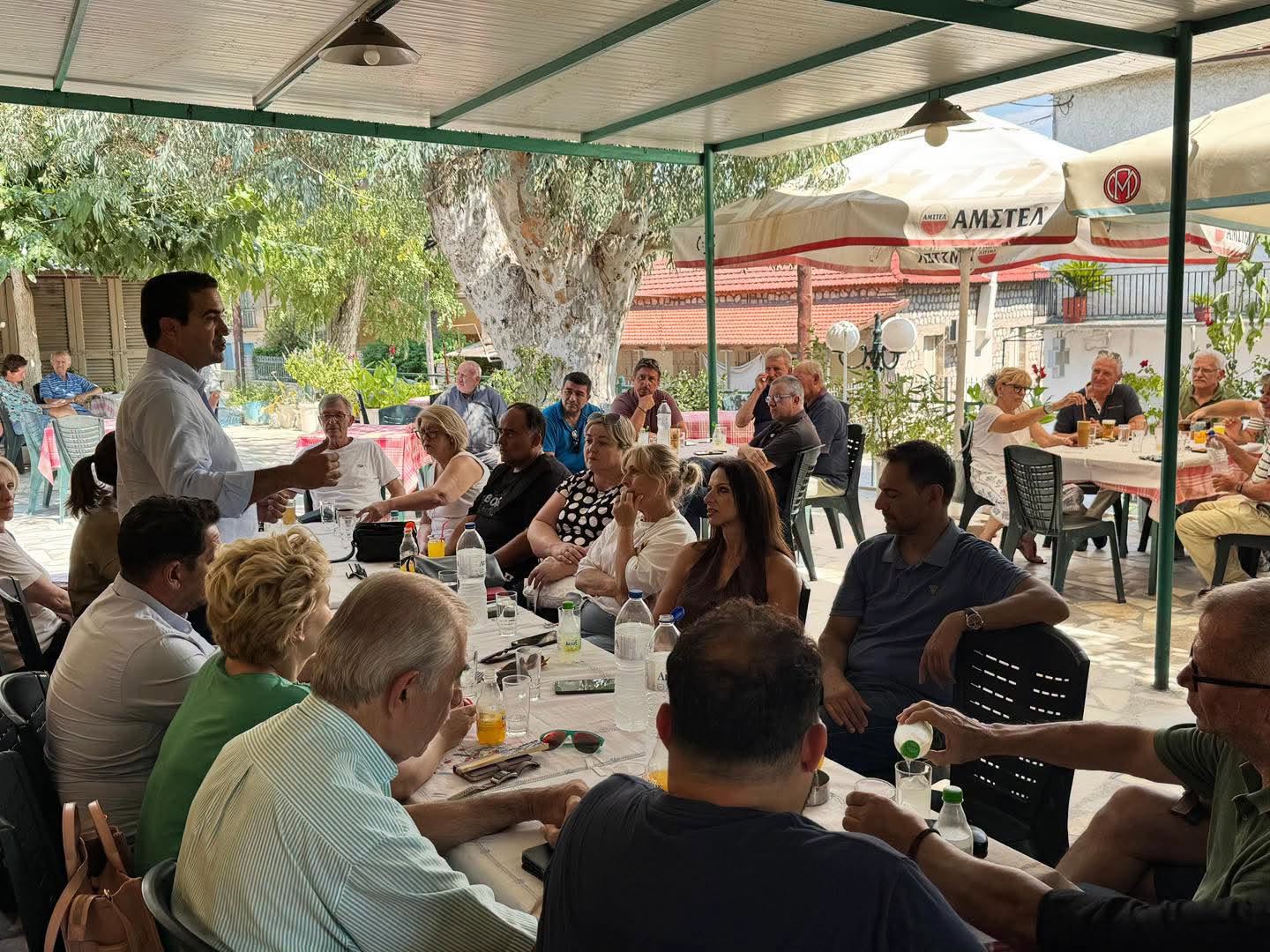 Αιγιάλεια: Κλιμάκιο του ΠΑΣΟΚ στα καμένα για τις ζημιές σε ελιές, σταφίδα, αμπέλια ΦΩΤΟ 7 Αιγιάλεια: Κλιμάκιο του ΠΑΣΟΚ στα καμένα για τις ζημιές σε ελιές, σταφίδα, αμπέλια ΦΩΤΟ