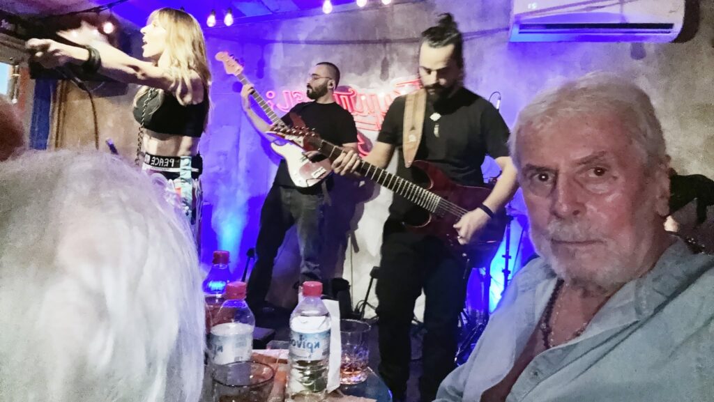 Η Ευρυδίκη εμφανίστηκε στην Αλυκή Αιγίου ΒΙΝΤΕΟ-ΦΩΤΟ 12 Η Ευρυδίκη εμφανίστηκε στην Αλυκή Αιγίου ΒΙΝΤΕΟ-ΦΩΤΟ