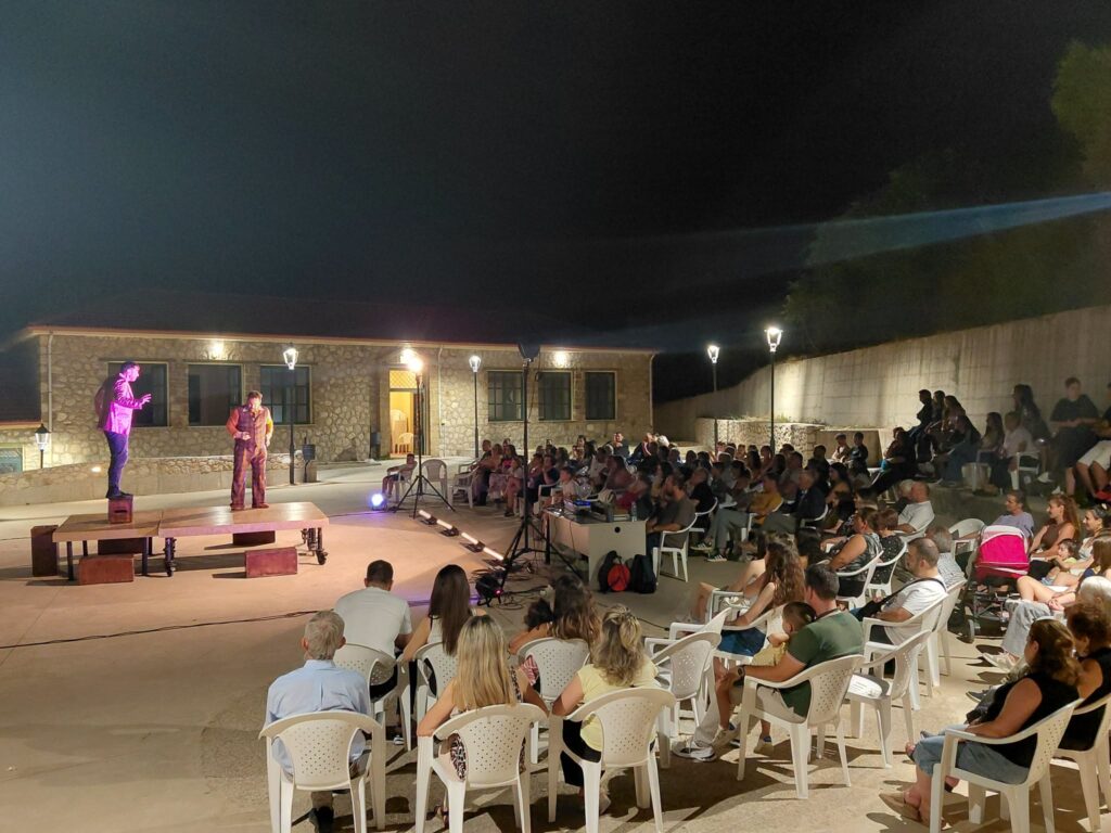 Απολογισμός της καλοκαιρινής περιοδείας του Άρματος Θέσπιδος του ΔΗ.ΠΕ.ΘΕ. Πάτρας ΦΩΤΟ