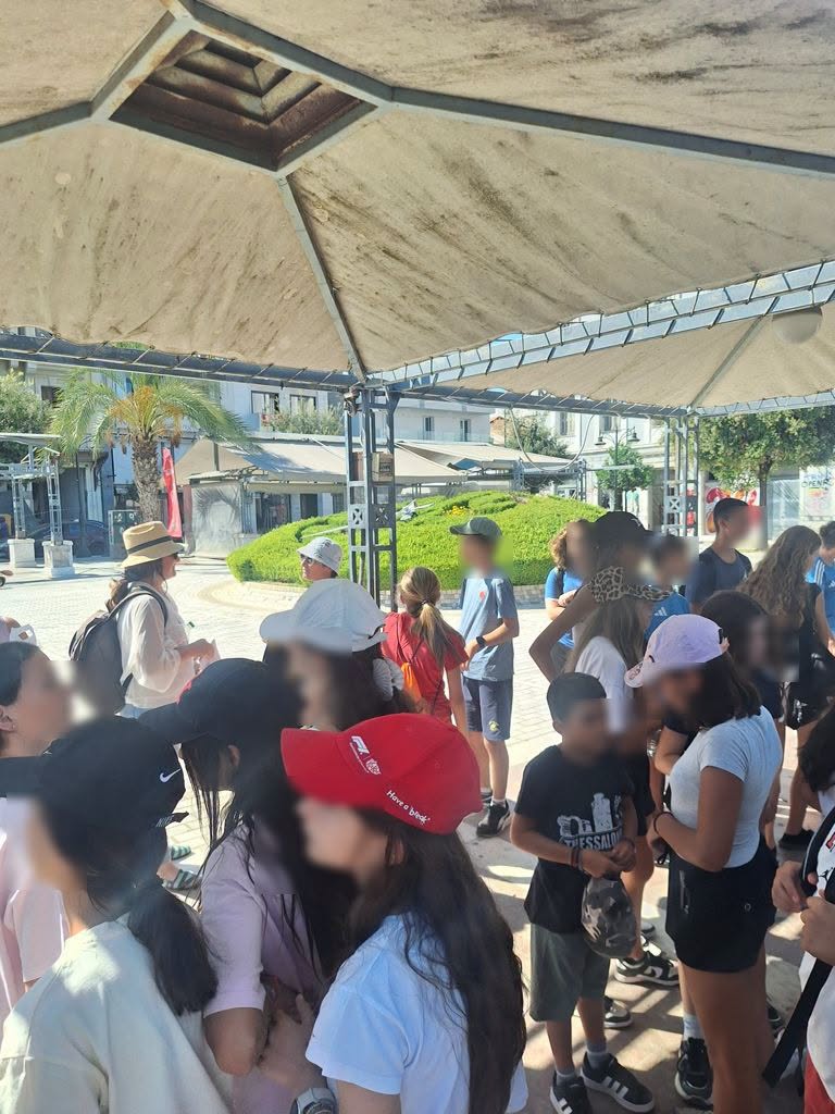 Εκπαιδευτικός περίπατος των Παιδικών Κατασκηνώσεων σε Πλαζ και Ροΐτικα