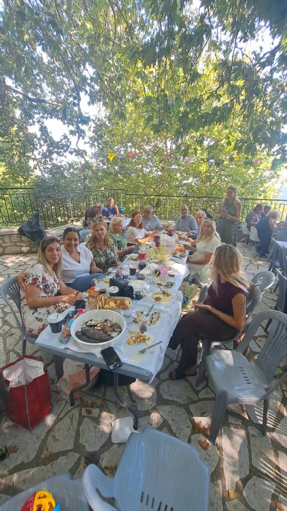 Προσευχή και αναψυχή στην Αγία Μαρίνα Σελλών ΦΩΤΟ