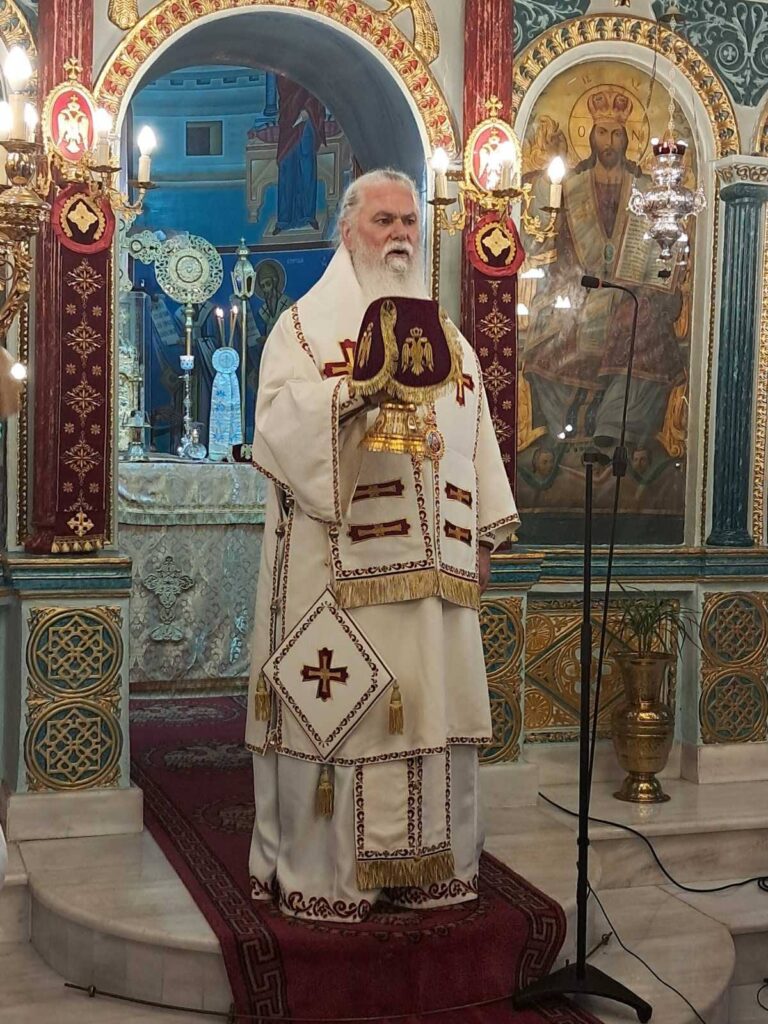 Στη Λυκούρια λειτούργησε ο Μητροπολίτης Καλαβρύτων και Αιγιαλείας Ιερώνυμος ΦΩΤΟ