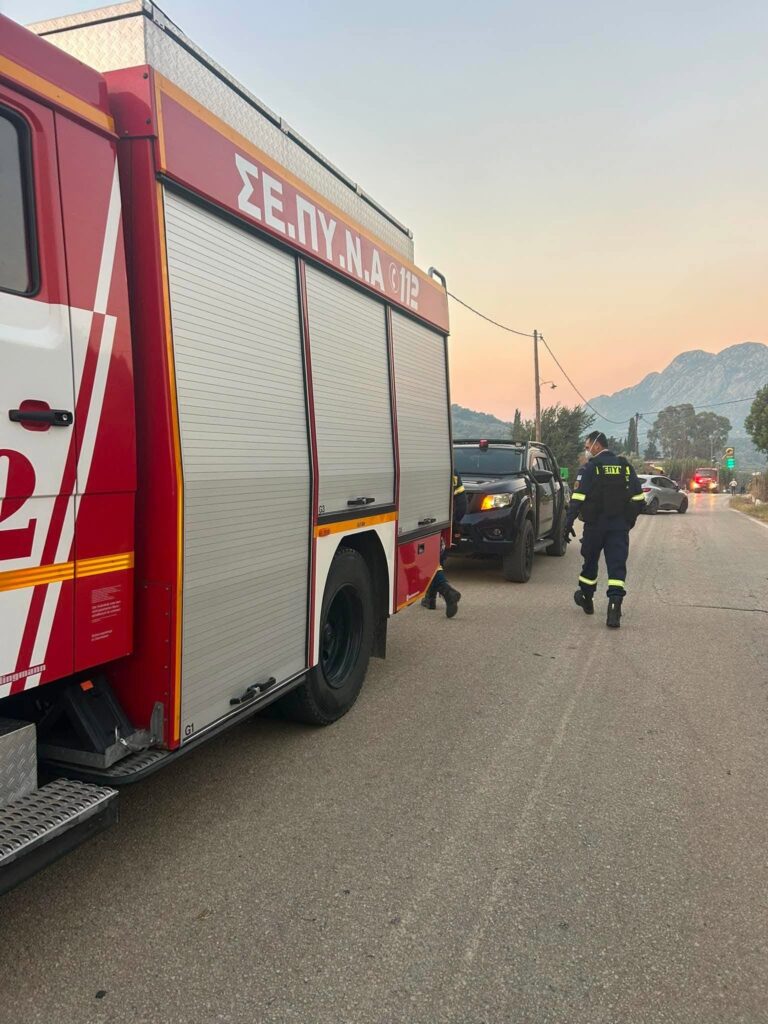 Φλόκα: Η επιχείρηση κατάσβεσης της δασικής πυρκαγιάς από τους Εθελοντές Πυροσβέστες Αχαΐας ΒΙΝΤΕΟ-ΦΩΤΟ