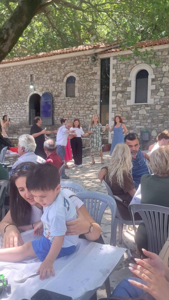 Προσευχή και αναψυχή στην Αγία Μαρίνα Σελλών ΦΩΤΟ