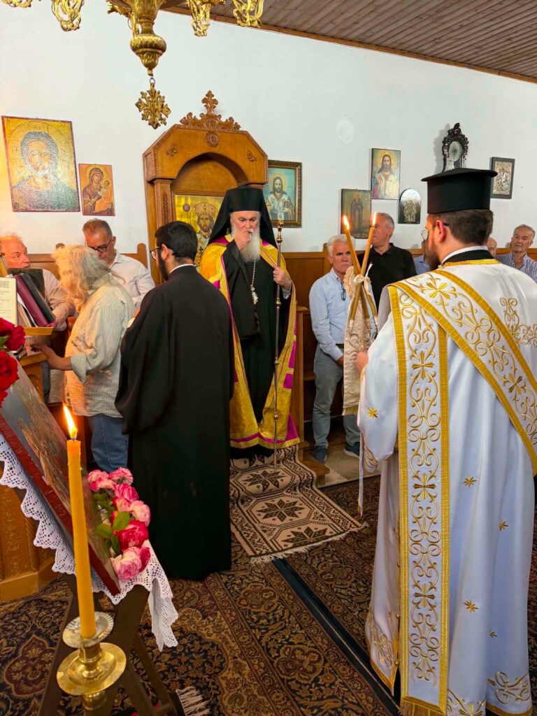 Η Ακολουθία της Μεγάλης Παρακλήσεως στον Πριόλιθο ΦΩΤΟ