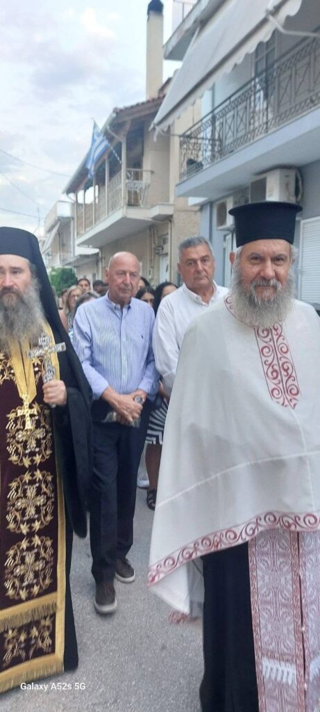 Ο πανηγυρικός Εσπερινός και οι Χοροί στη Μεταμόρφωση του Σωτήρος Πατρών ΒΙΝΤΕΟ-ΦΩΤΟ