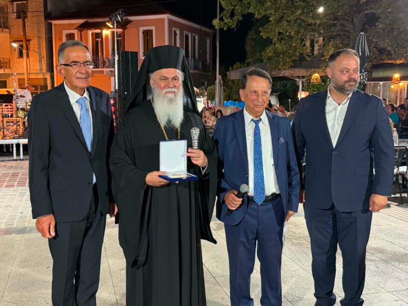 Τιμητική βράβευση του Μητροπολίτη Ιερώνυμο από τον Σύλλογο Κλειτορολευκασίων Πατρών ΒΙΝΤΕΟ-ΦΩΤΟ 4 Μητροπόλη Ιερώνυμο
