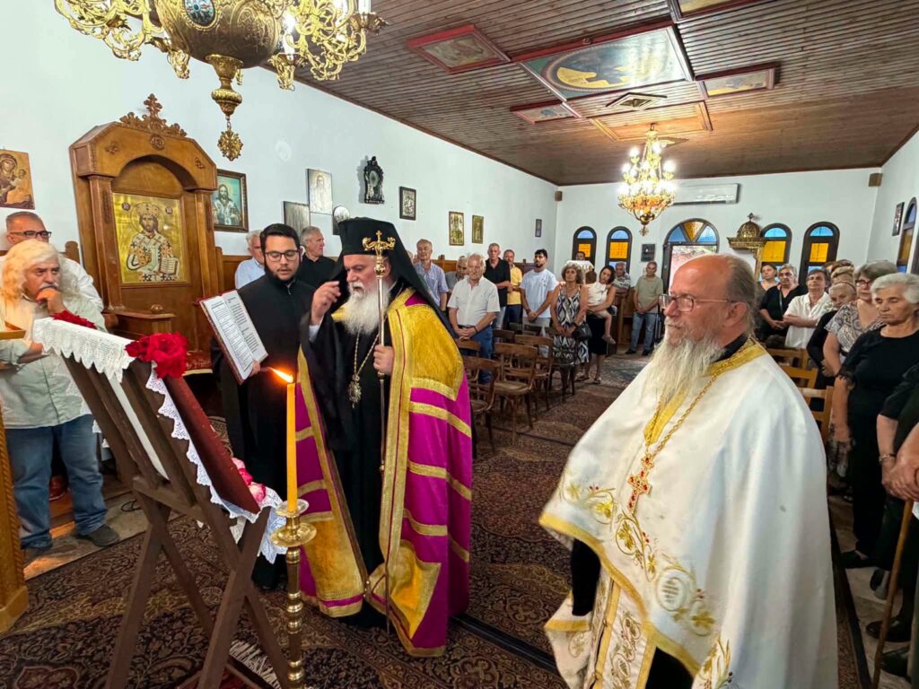 Η Ακολουθία της Μεγάλης Παρακλήσεως στον Πριόλιθο ΦΩΤΟ