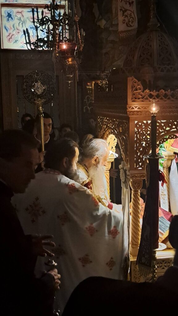 Τα εγκώμια της Υπεραγίας Θεοτόκου στην Αγία Τριάδα Πατρών ΦΩΤΟ