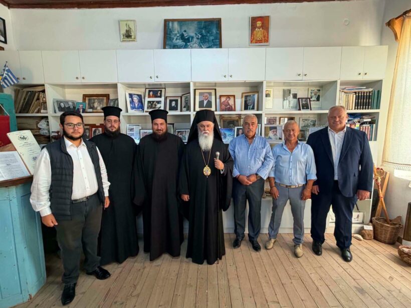 Ο Μητροπολίτης Ιερώνυμος στο Λαογραφικό Μουσείο Καμενιάνων ΦΩΤΟ
