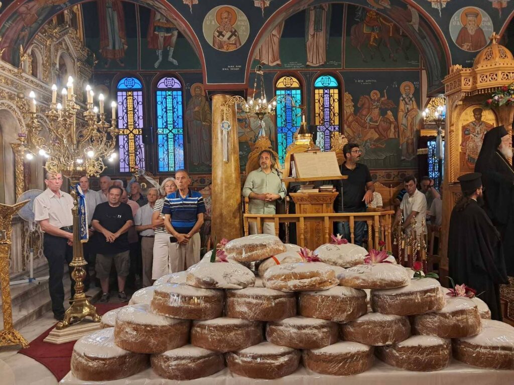 Ο πανηγυρικός Εσπερινός και οι Χοροί στη Μεταμόρφωση του Σωτήρος Πατρών ΒΙΝΤΕΟ-ΦΩΤΟ
