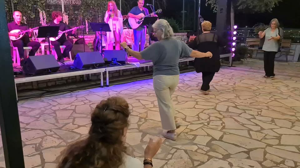 Μουσική βραδιά στα Τριπόταμα Αχαΐας ΒΙΝΤΕΟ-ΦΩΤΟ