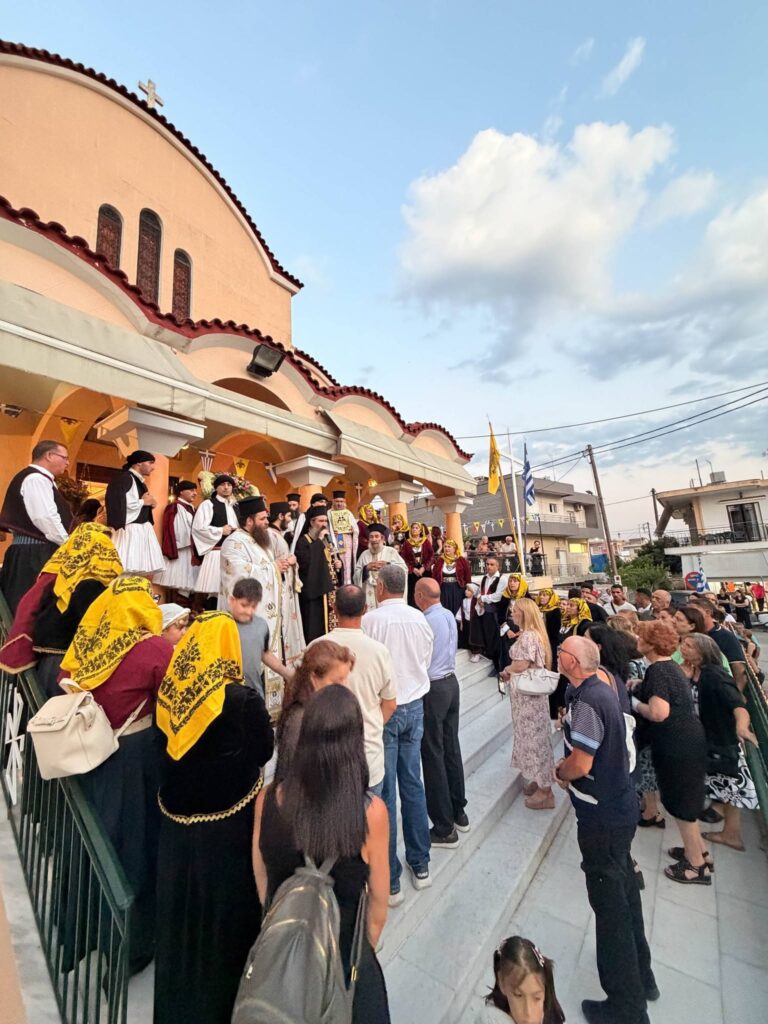 Οι εορταστικές εκδηλώσεις στην Μεταμόρφωση του Σωτήρος Γλαύκου ΦΩΤΟ