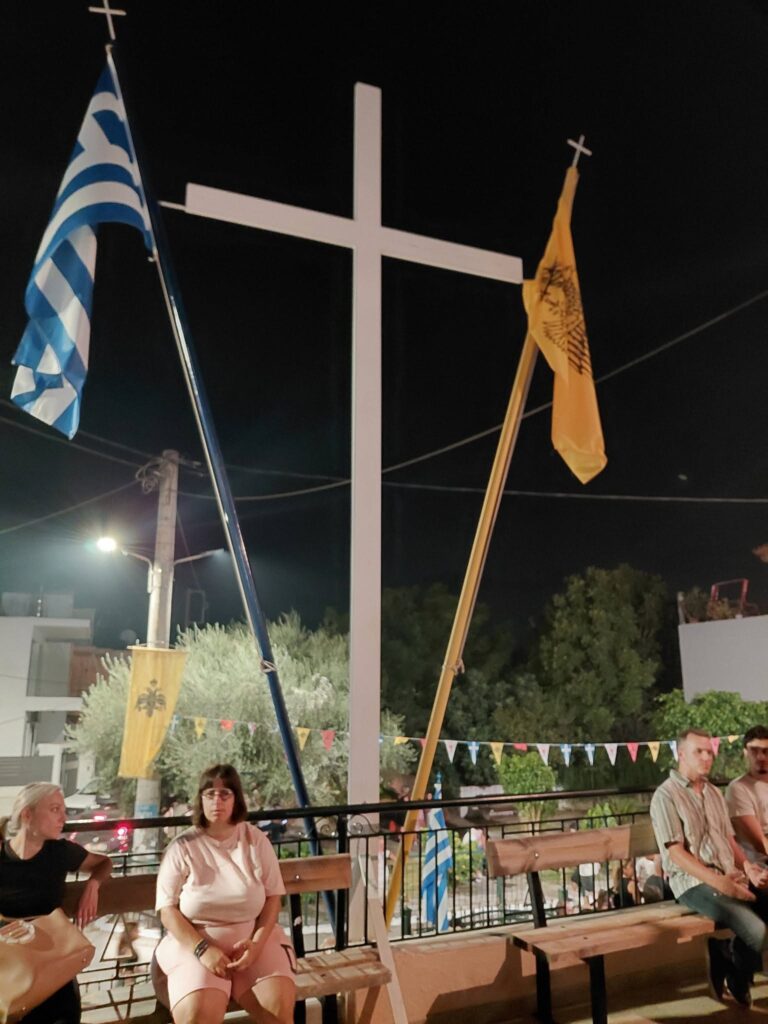 Ο πανηγυρικός Εσπερινός και οι Χοροί στη Μεταμόρφωση του Σωτήρος Πατρών ΒΙΝΤΕΟ-ΦΩΤΟ